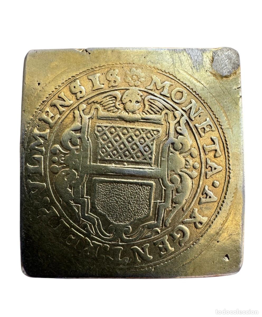 Monedas antiguas de Europa: Ciudad libre de Ulm. Gulden 1704 (Medio talero) 14,5 gr Acu&ntilde;acion tipo Klippe Dorado original