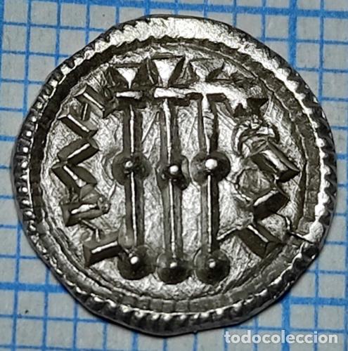 Monedas antiguas de Europa: DINERO 1095-1116 HUNGRIA. COLOMAN