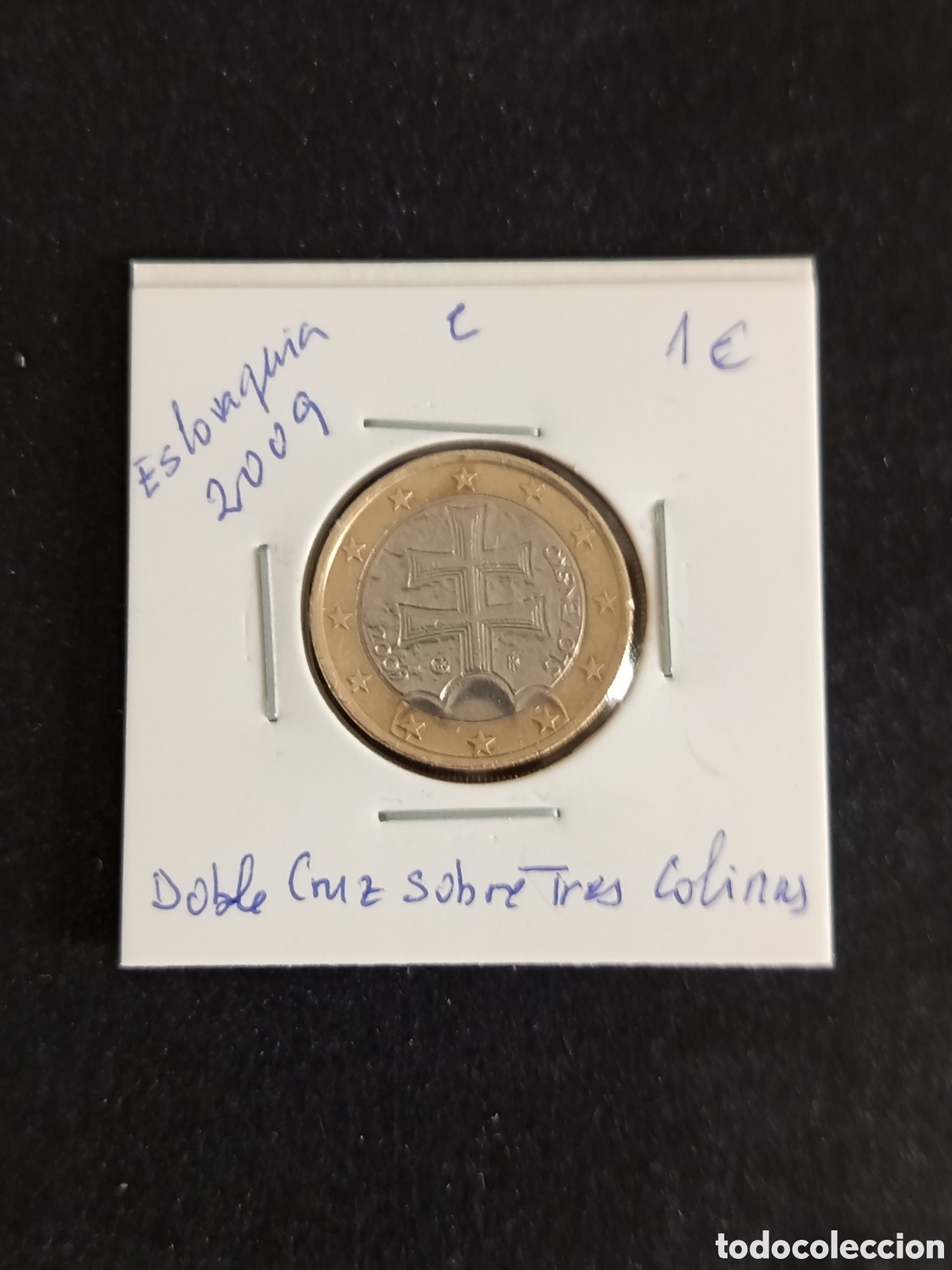 Monedas antiguas de Europa: Eslovaquia, 2009. 1&euro; Circulados. Cara Nacional. Cruz doble sobre tres colinas. Pedido m&iacute;nimo 3 &euro;.