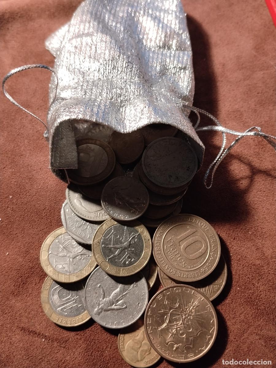Monedas antiguas de Europa: Lote de 50 monedas francesas &ndash; A&ntilde;os 40 a 90 &ndash; Varias denominaciones