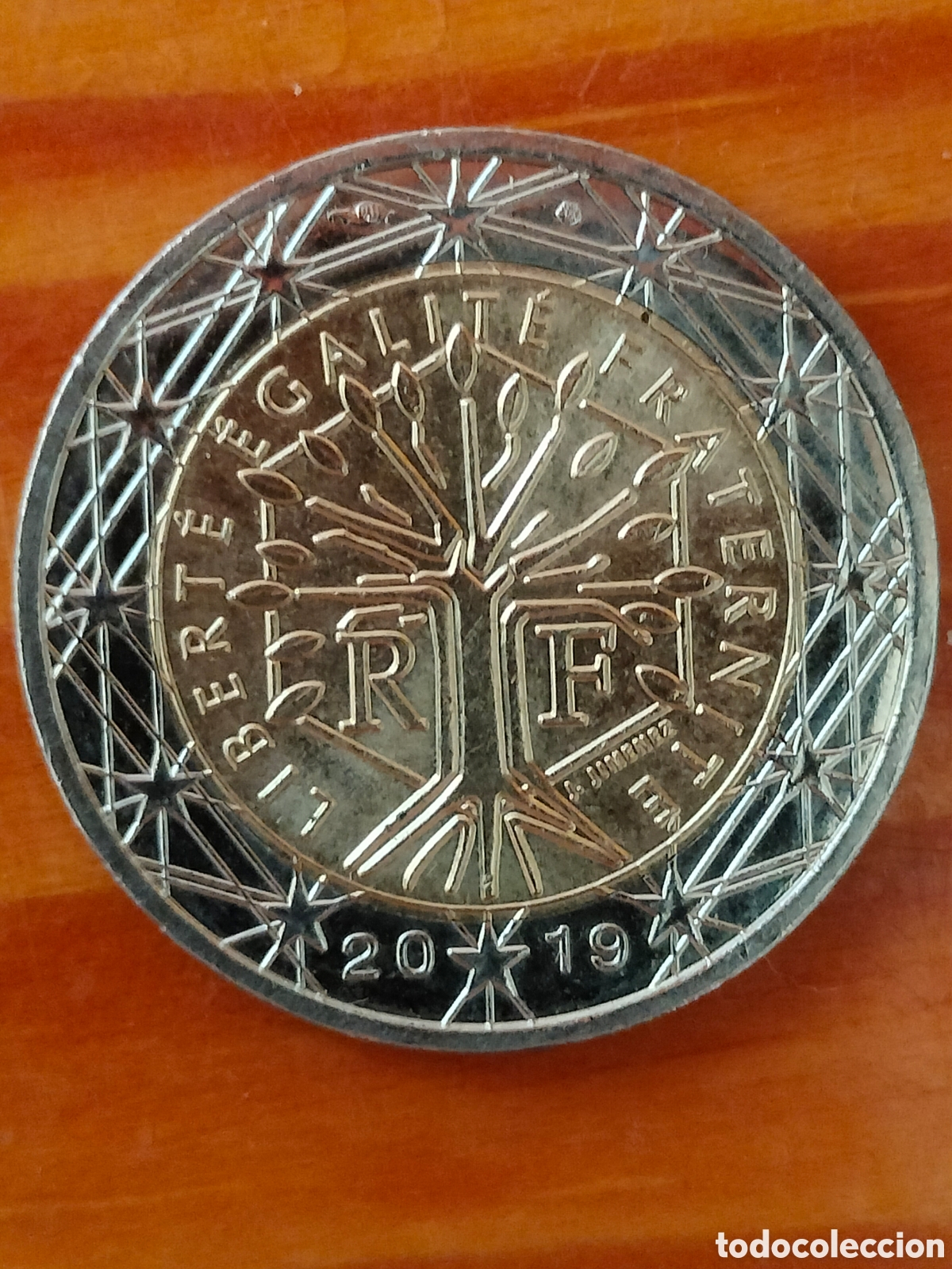 Monedas antiguas de Europa: bimet&aacute;lica de circulaci&oacute;n regular de 2 euros emitida por Francia en 2019.