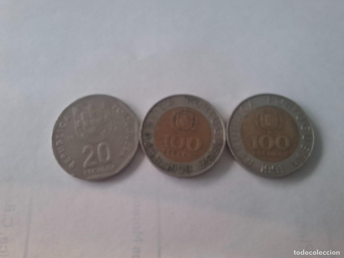 Monedas antiguas de Europa: 3 MONEDAS de PORTUGAL, 20 ESCUDOS, y 2 de 100 ESCUDOS en BC