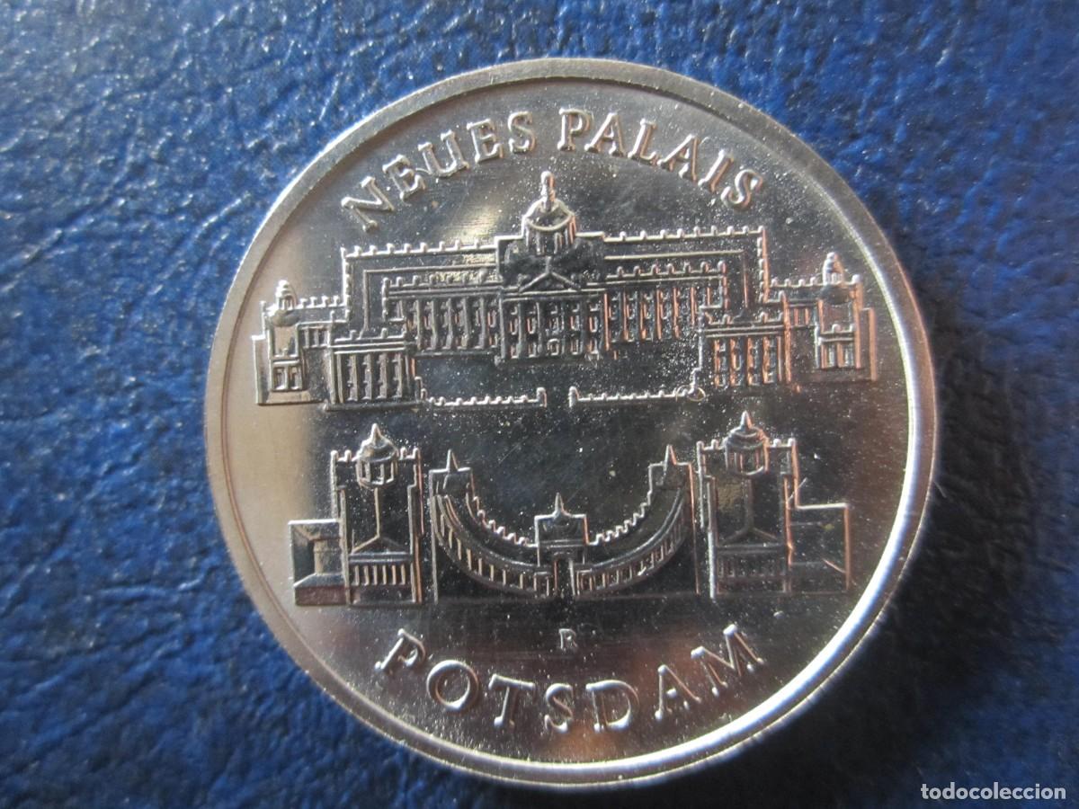 Monedas antiguas de Europa: Alemania Oriental RDA DDR 5 Marcos 1986 Neues Palais Potsdam