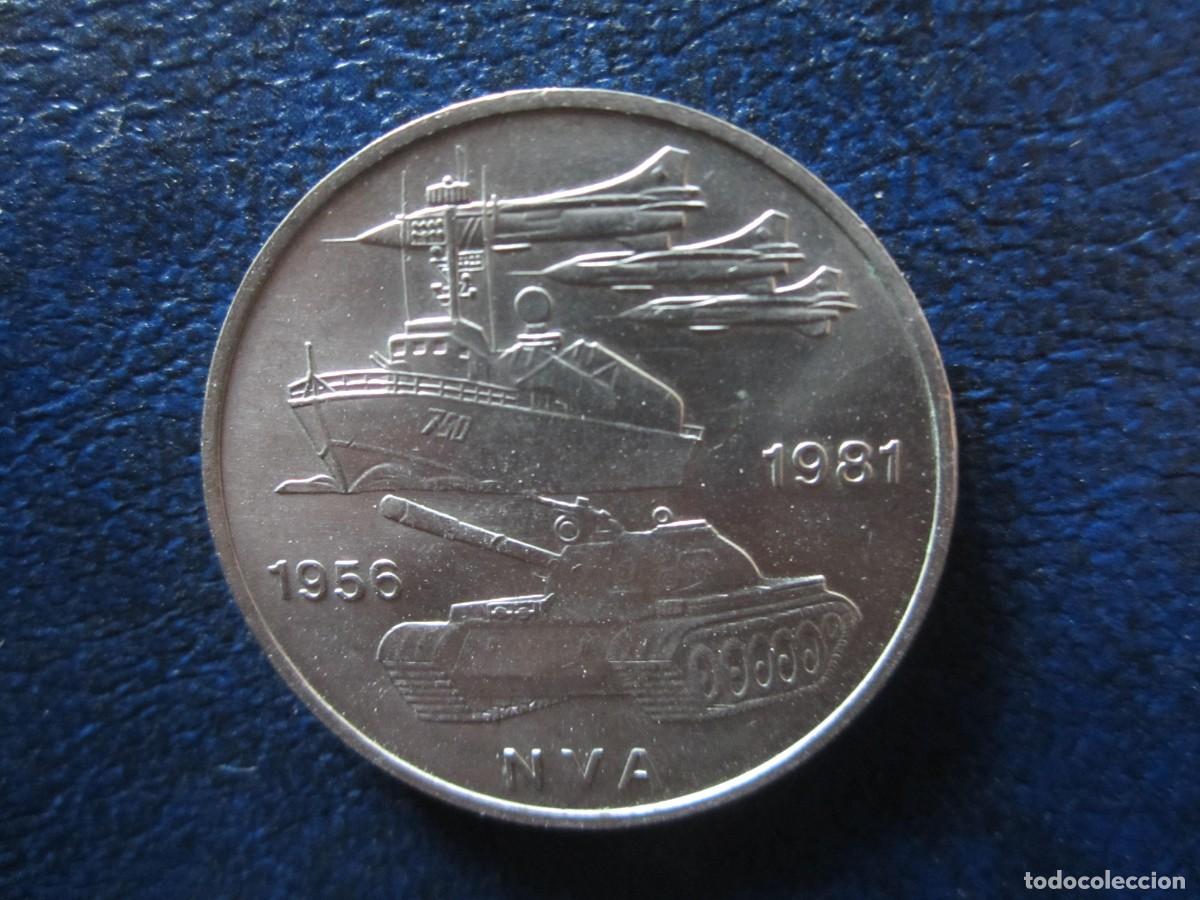 Monedas antiguas de Europa: Alemania Oriental RDA DDR 10 Marcos 1981 25 Aniversario del Ej&eacute;rcito Nacional Popular