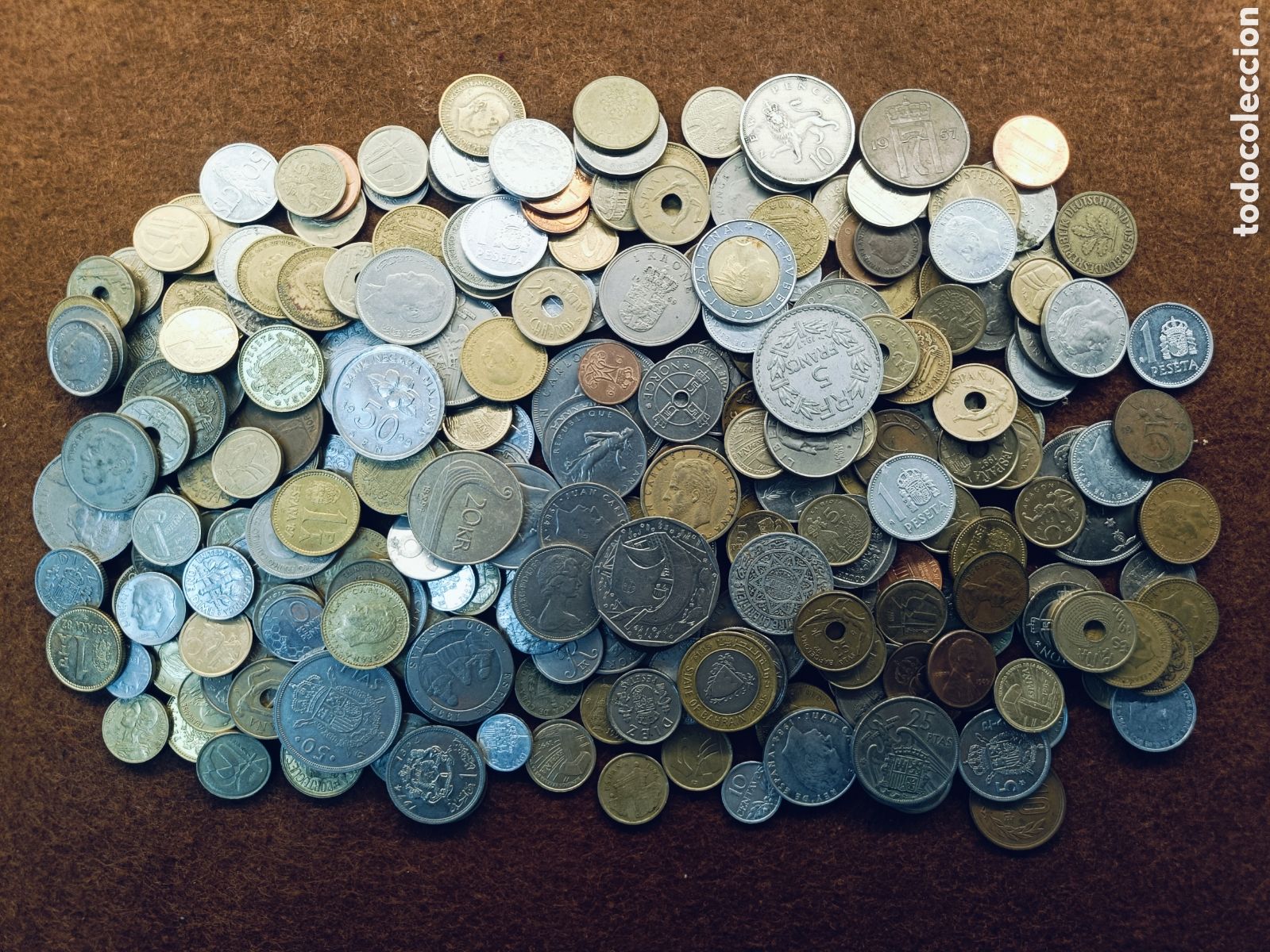 Monedas antiguas de Europa: LOTE DE 1 KILO DE MONEDAS MUNDIALES . GRAN VARIEDAD. REF 3