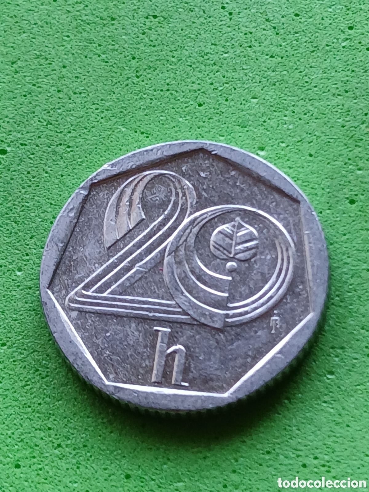 Monedas antiguas de Europa: Rep&uacute;blica Checa 20 hellers 1993 km#2.1 ceca &rdquo;HM&rdquo; ( castillo)-Hamburgo, Alemania.