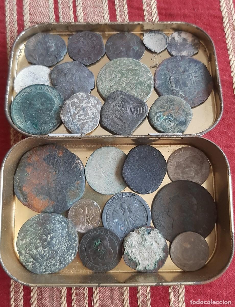 Monedas antiguas de Europa: (MONEDAS) CAJITA CON LOTE DE MONEDAS
