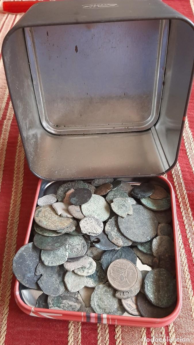Monedas antiguas de Europa: (MONEDAS) CAJITA CON LOTE DE MONEDAS