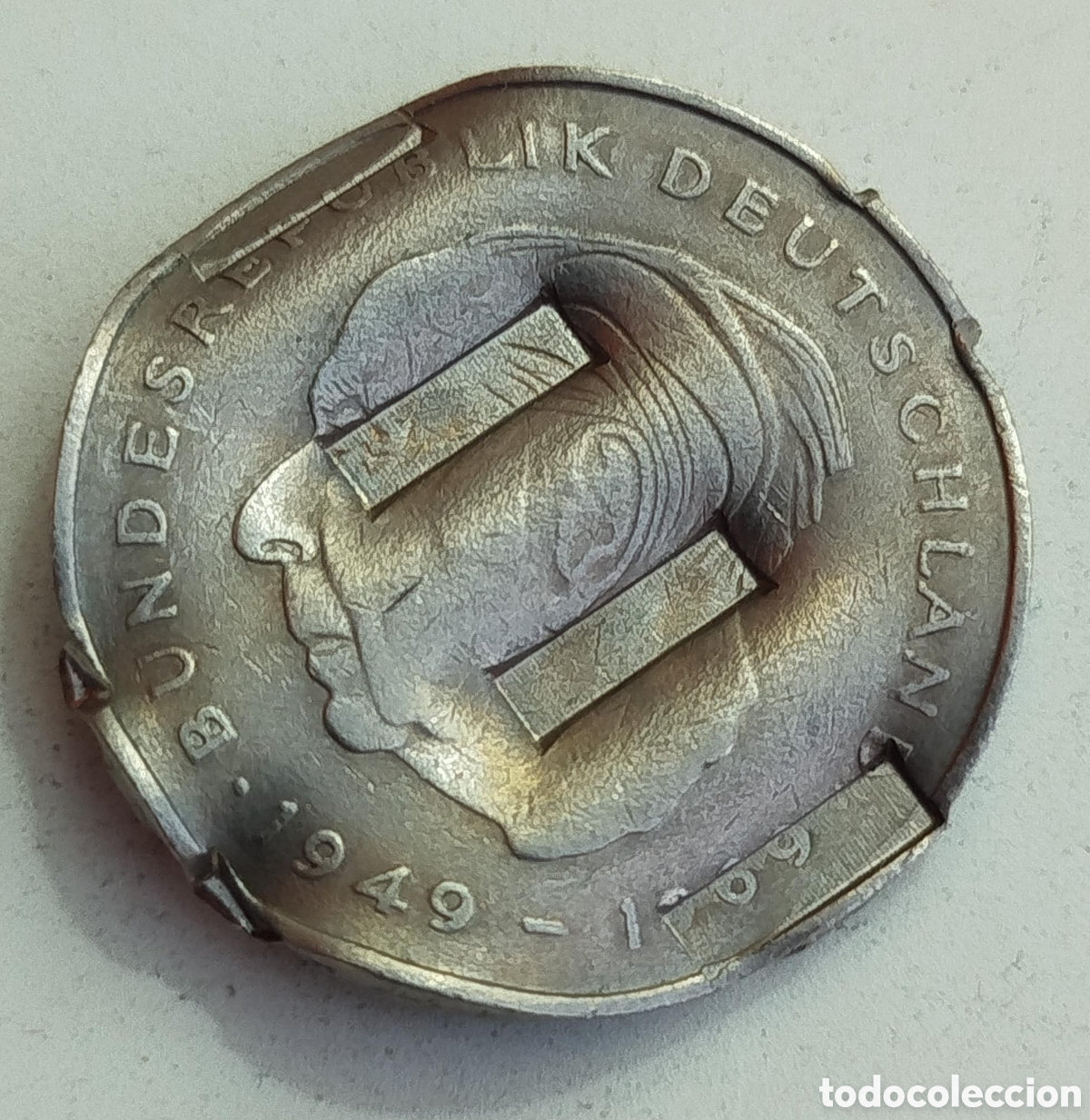 Monedas antiguas de Europa: Moneda Error 2 Marcos Alemania 1971 Konrad Adenauer - Cancelada en Gofre (Waffled)