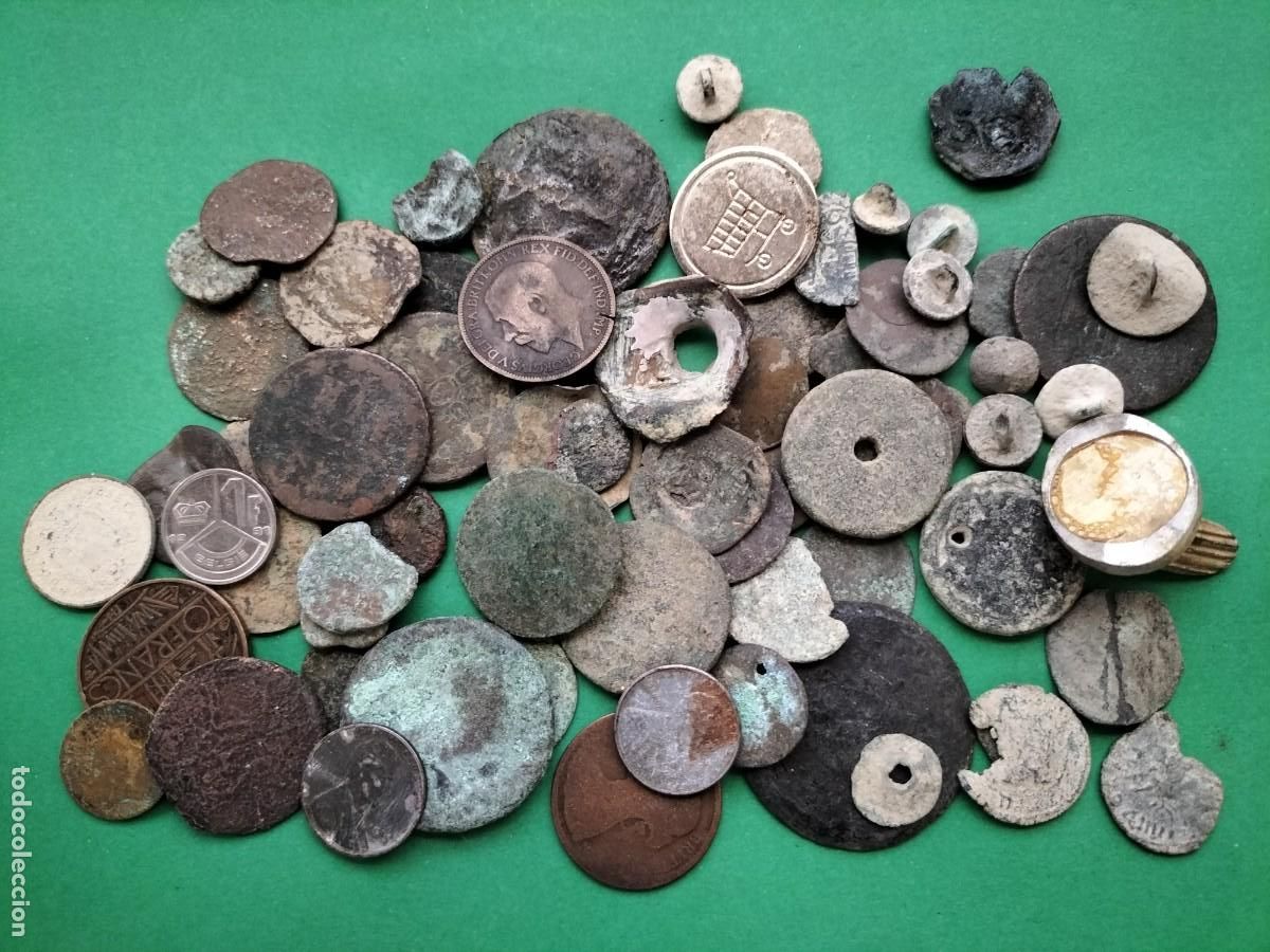 Monedas antiguas de Europa: LOTE DE MONEDAS Y OBJETOS A CATALOGAR