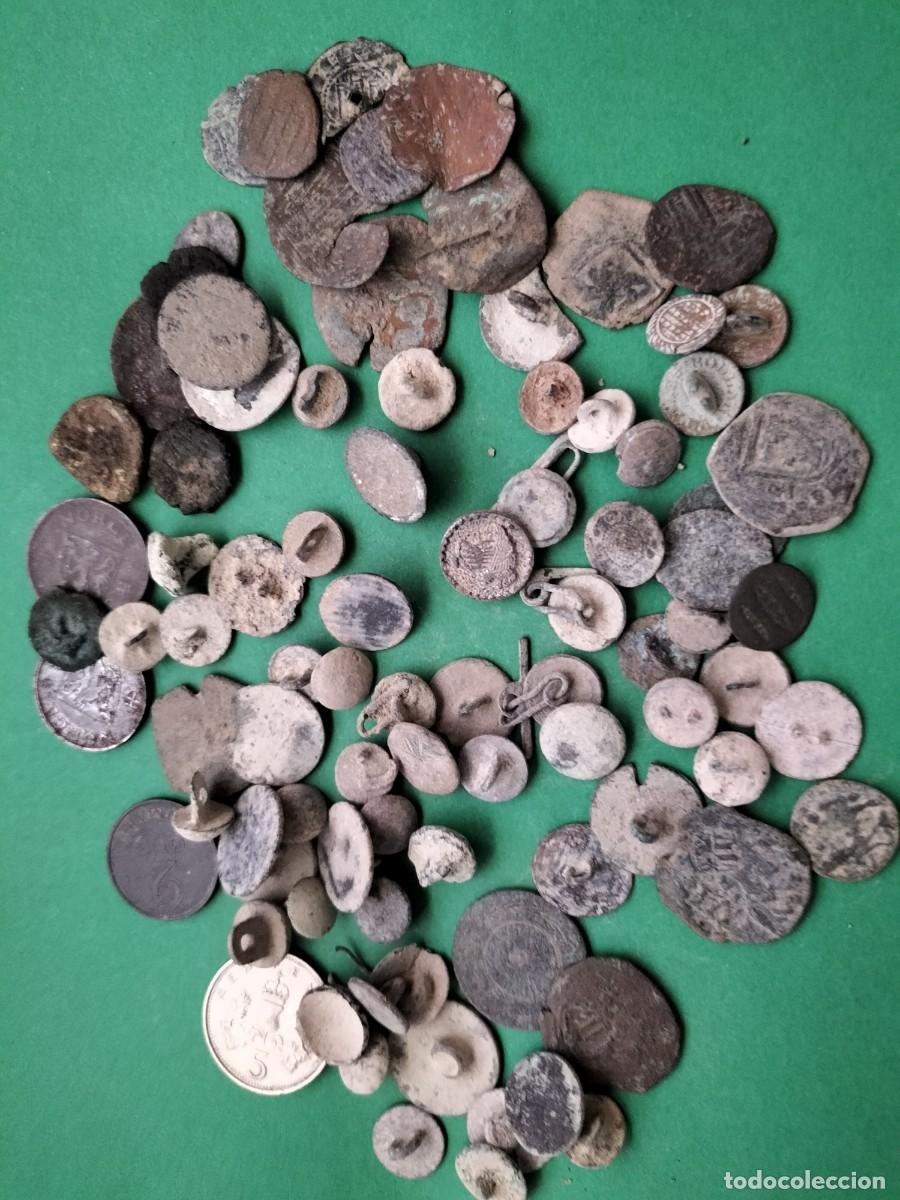 Monedas antiguas de Europa: LOTE DE MONEDAS Y OBJETOS A CATALOGAR