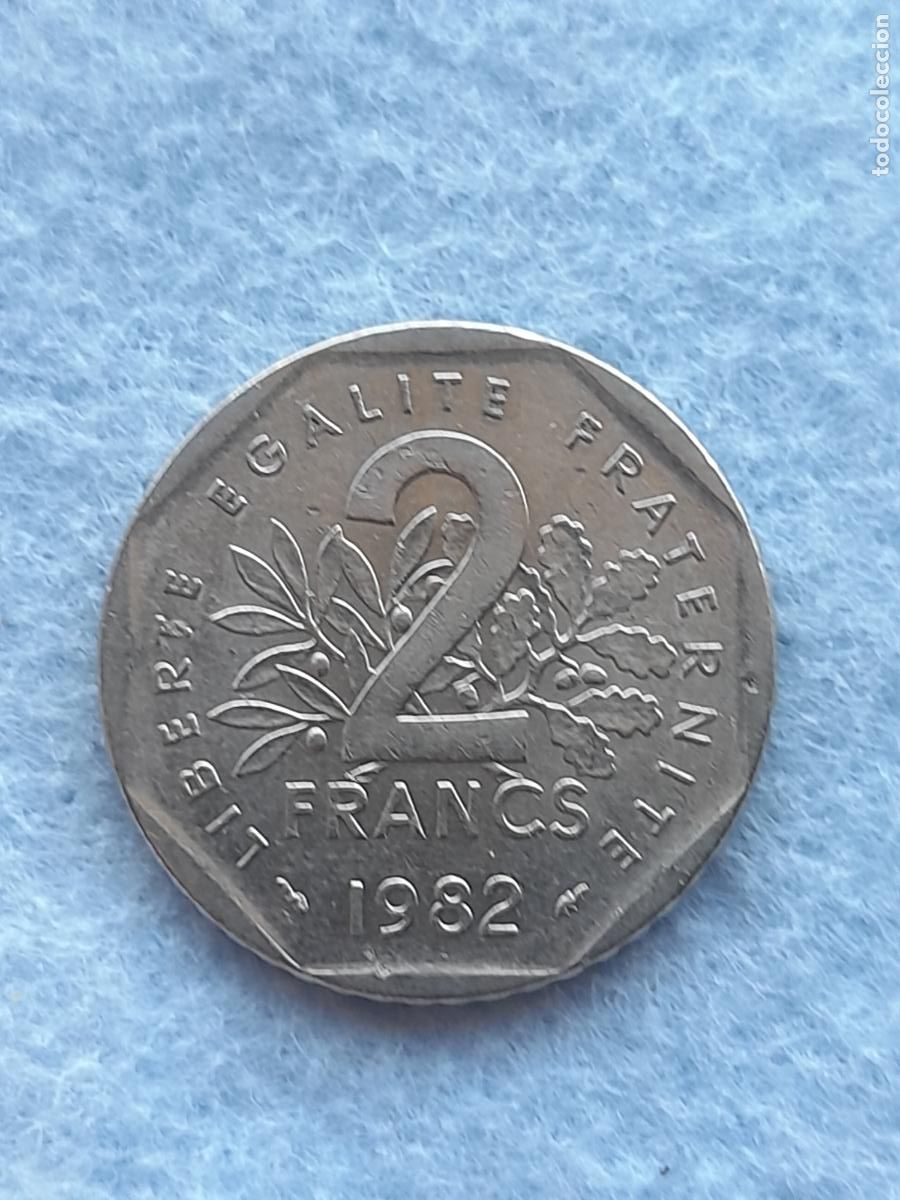 Monedas antiguas de Europa: Francia. 2 Francos. A&ntilde;o 1982. - Foto 2