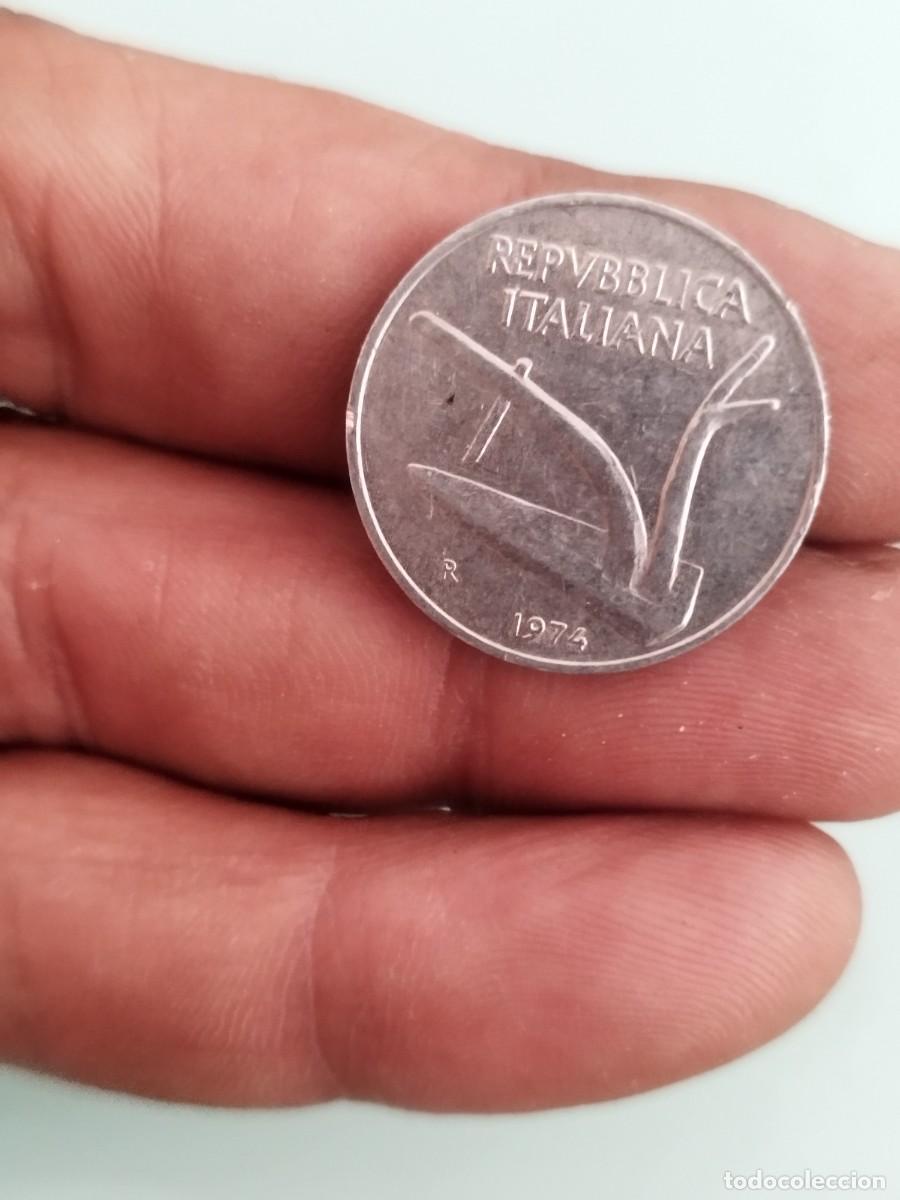 Monedas antiguas de Europa: Moneda italiana de 10 liras emitida en 1974.