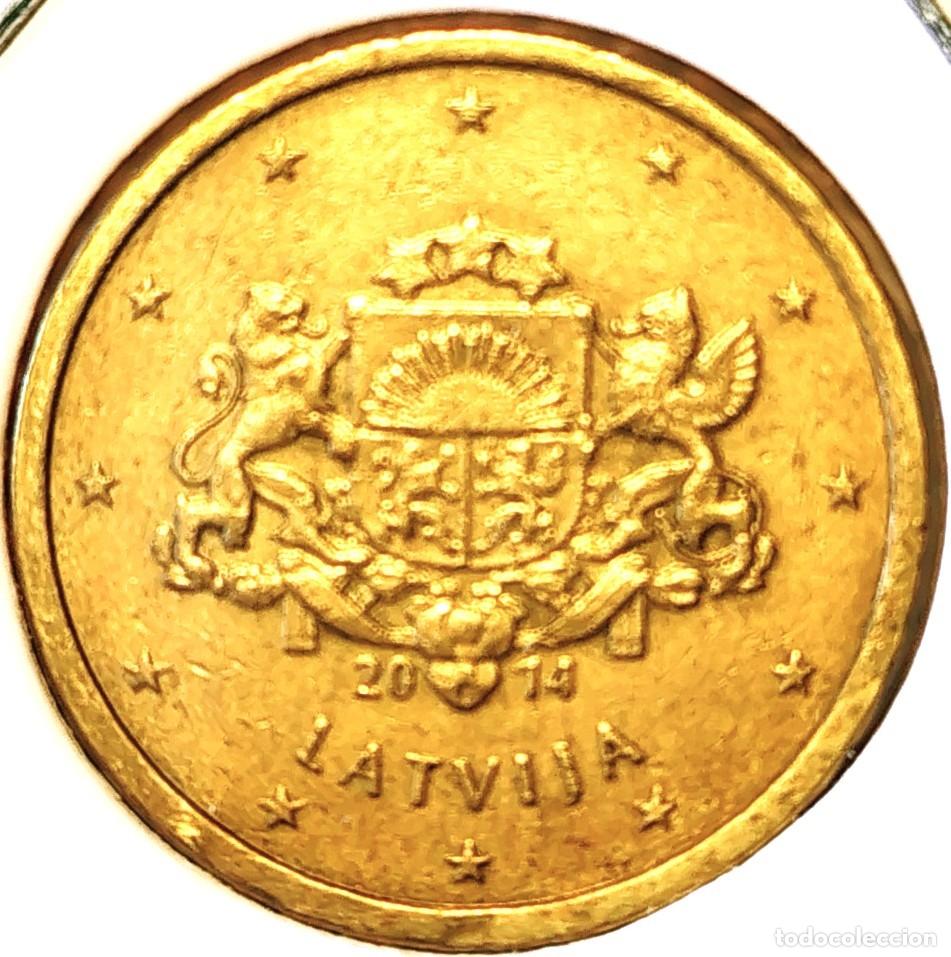 Monete antiche di Europa: LETONIA (2014-) - 10 CENTIMOS 2014 - A - 4,10 GR. ORO NORDICO - DIAMETRO 19,75 mm - KM#153 - MB
