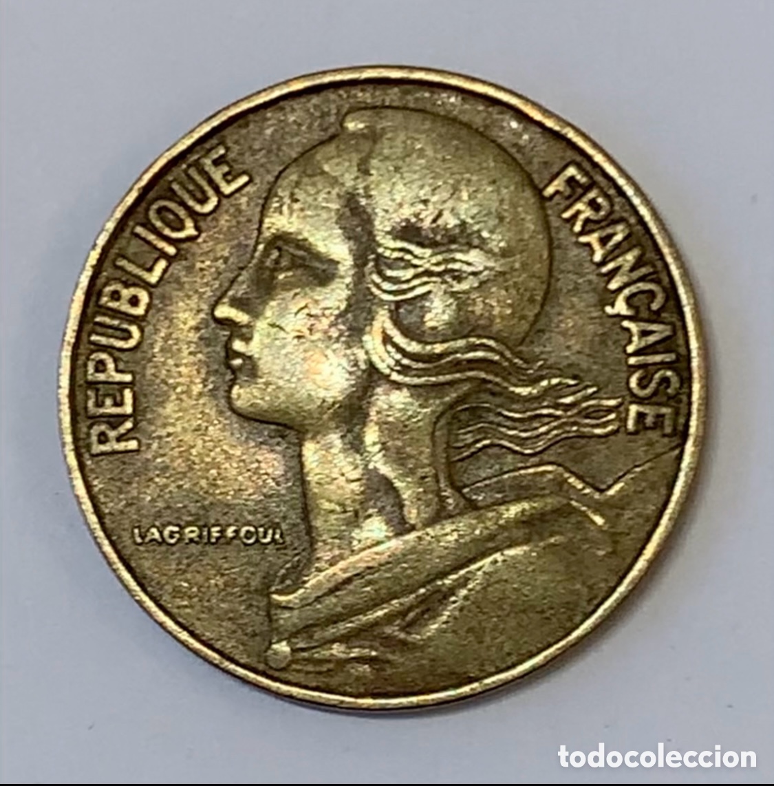 Monedas antiguas de Europa: Moneda. Republique Francoise. Lagriffoul. 20 Cmes. 1967.