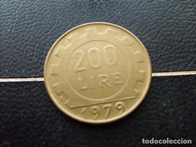 Monedas antiguas de Europa: ITALIA 200 LIRAS 1979