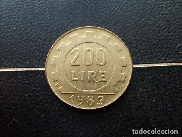 Monedas antiguas de Europa: ITALIA 200 LIRAS 1983
