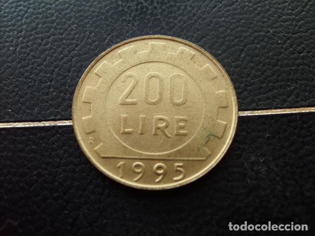 Monedas antiguas de Europa: ITALIA 200 LIRAS 1995