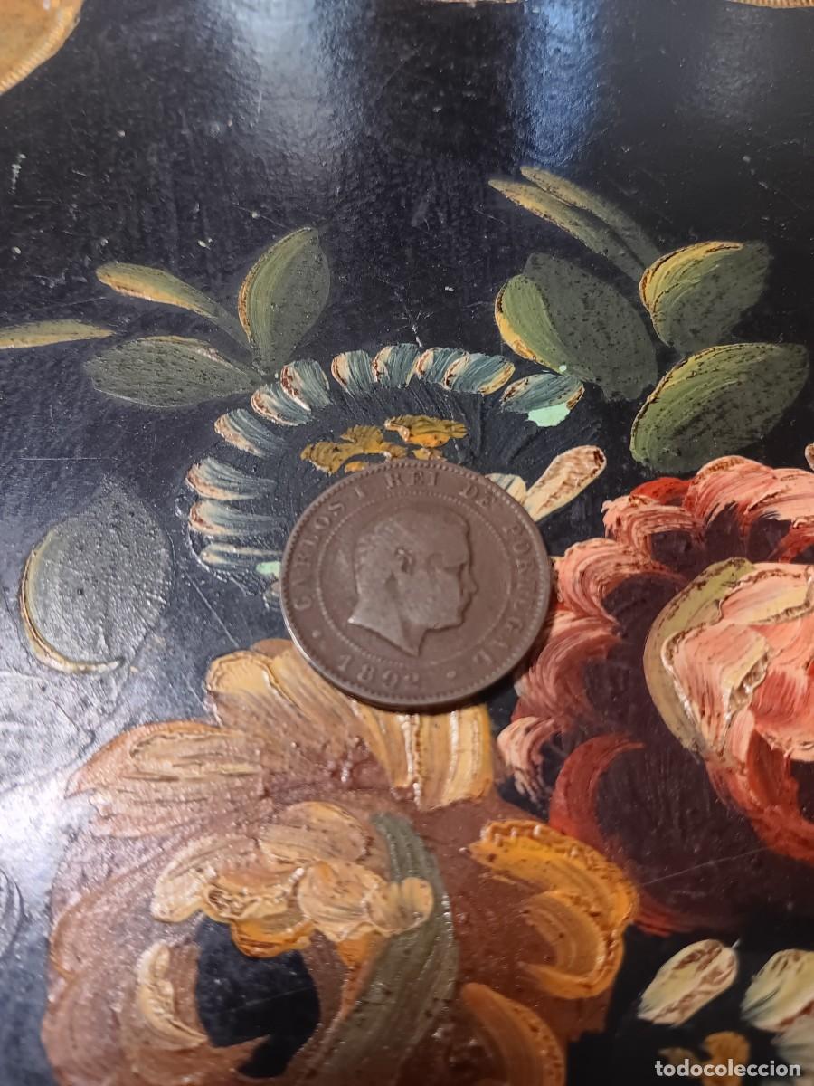 Monedas antiguas de Europa: 10 r&eacute;is de bronce acu&ntilde;ada en el Reino de Portugal en 1892, bajo el reinado de Carlos I.Anverso: Pres