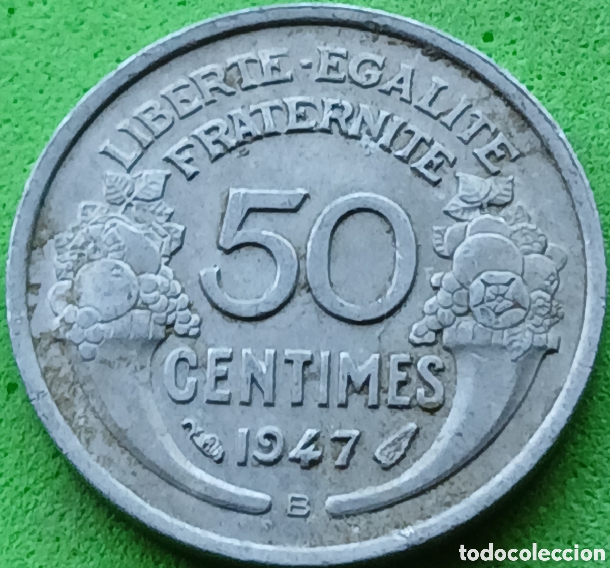 Monedas antiguas de Europa: Francia 50 c&eacute;ntimos 1947 B Beaumont-le-Roger km#894a poco com&uacute;n