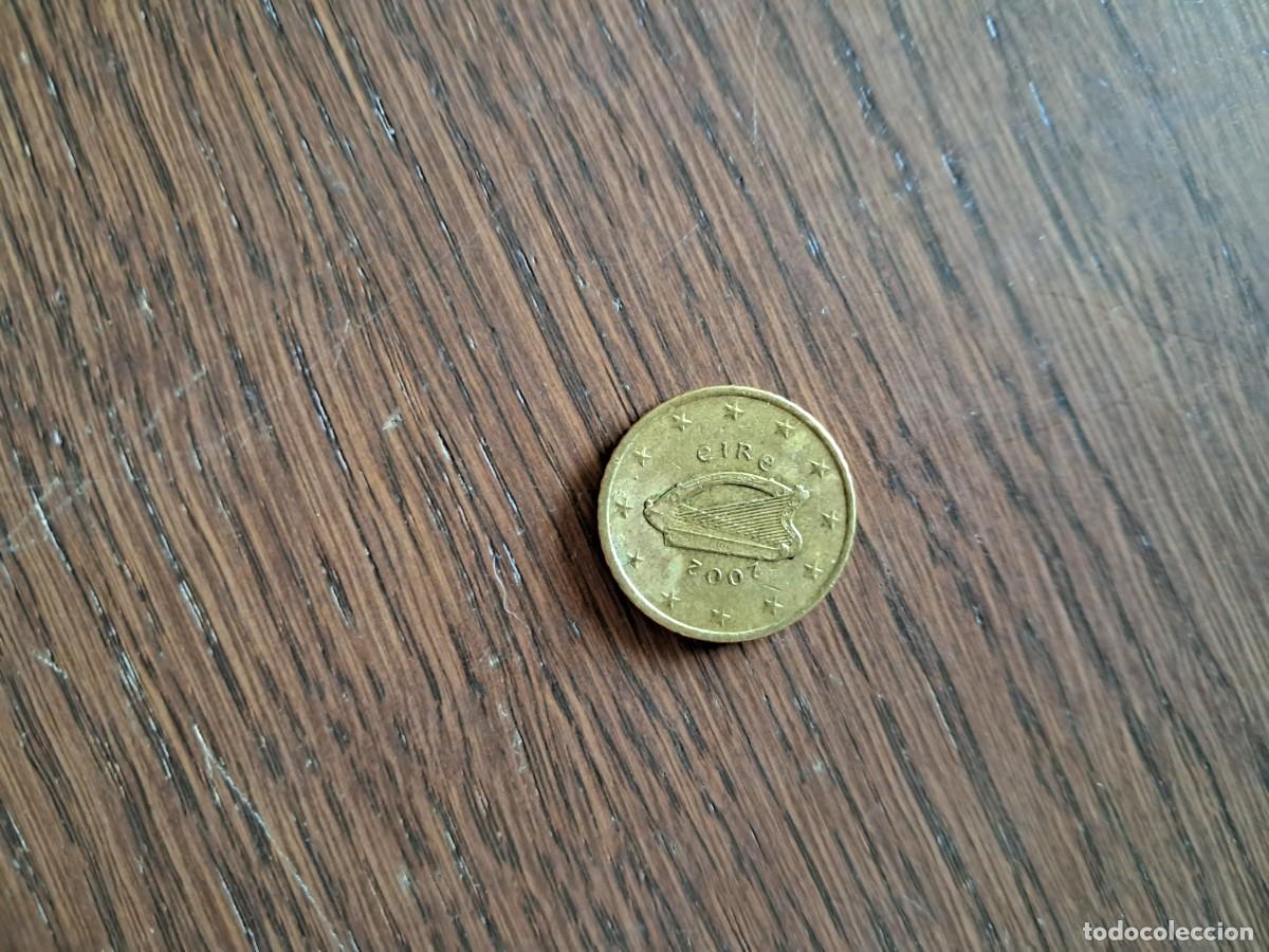 Monedas antiguas de Europa: moneda de 50 c&eacute;ntimos de Eire, a&ntilde;o 2002.