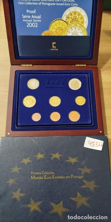 Monedas antiguas de Europa: PORTUGAL. A&ntilde;o 2002 de EUROS en bonita cajita de madera. Sin circular.