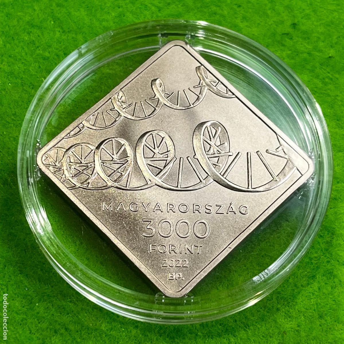 Monedas antiguas de Europa: Hungr&iacute;a 3000 forint, vacunas de ARN mensajero (ARNm), 2022, 17441