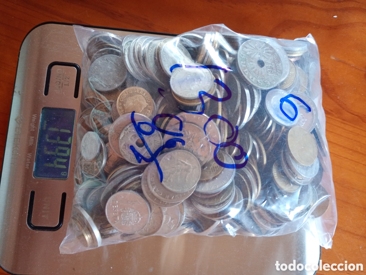 Monedas antiguas de Europa: 1300 Monedas variadas espa&ntilde;olas y extranjeros