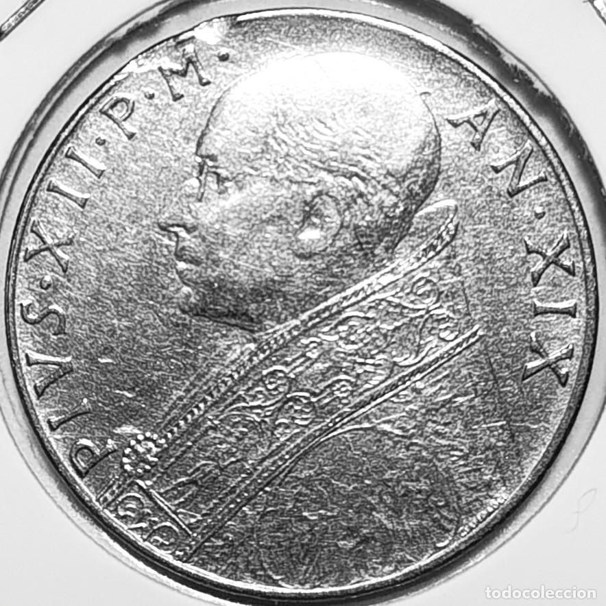 Moedas antigas da Europa: CIUDAD DEL VATICANO (1939-1958) - 100 LIRAS 1957 - PAPA PIO XII - A&Ntilde;O XIX - B - 8 GR. ACERO INOXIDAB