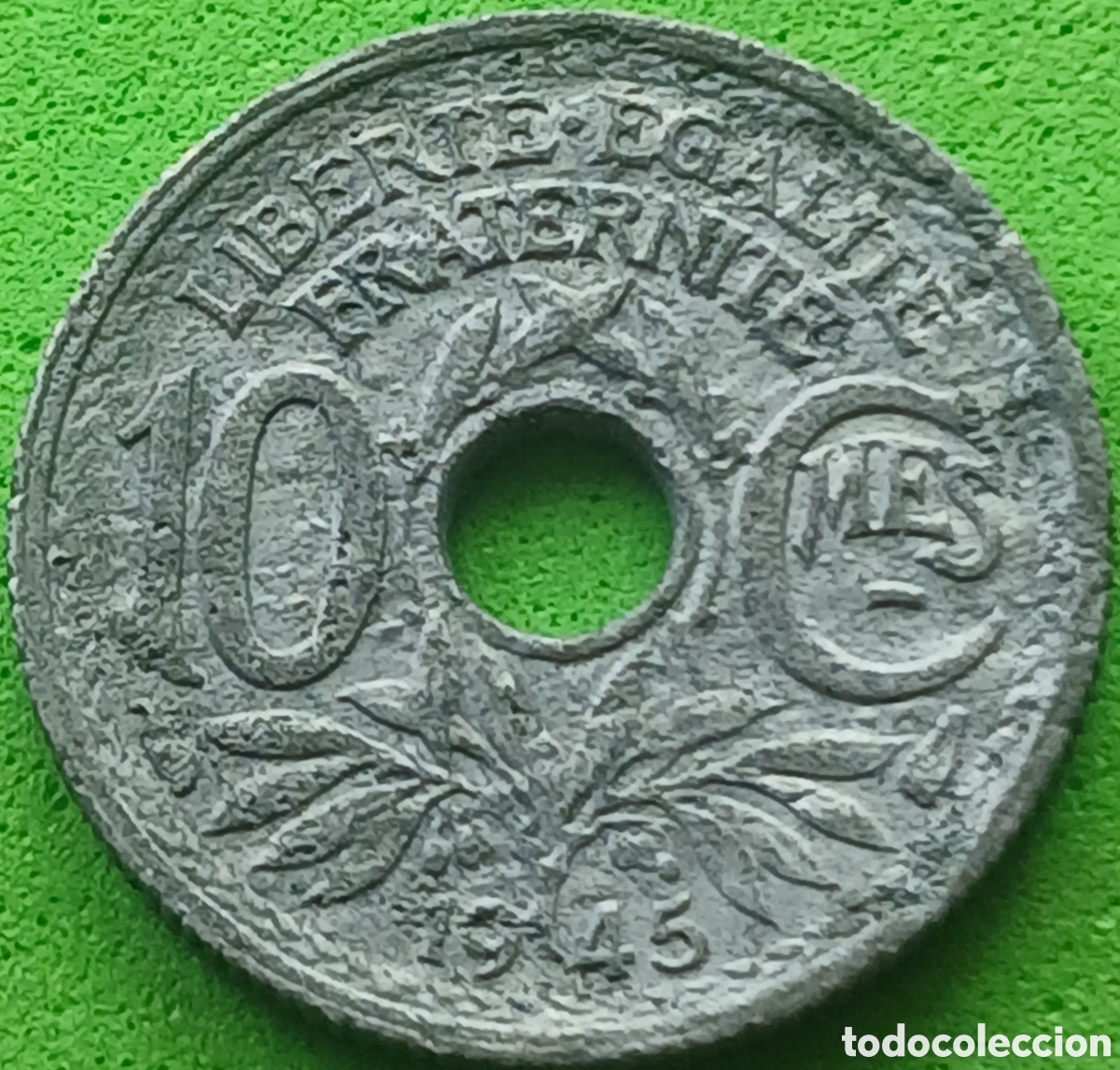 Monedas antiguas de Europa: Francia 10 c&eacute;ntimos 1945 km#906 sin marca de ceca