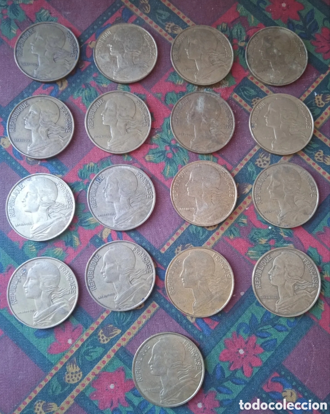 Monedas antiguas de Europa: 17 Monedas de 20 C&eacute;ntimos Francia - Foto 1