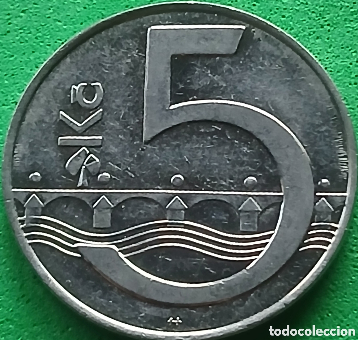 Monedas antiguas de Europa: Rep&uacute;blica Checa 5 coronas 1994 km#8 ceca &rdquo;hoya de arce&rdquo; - Winnipeg, Canad&aacute;