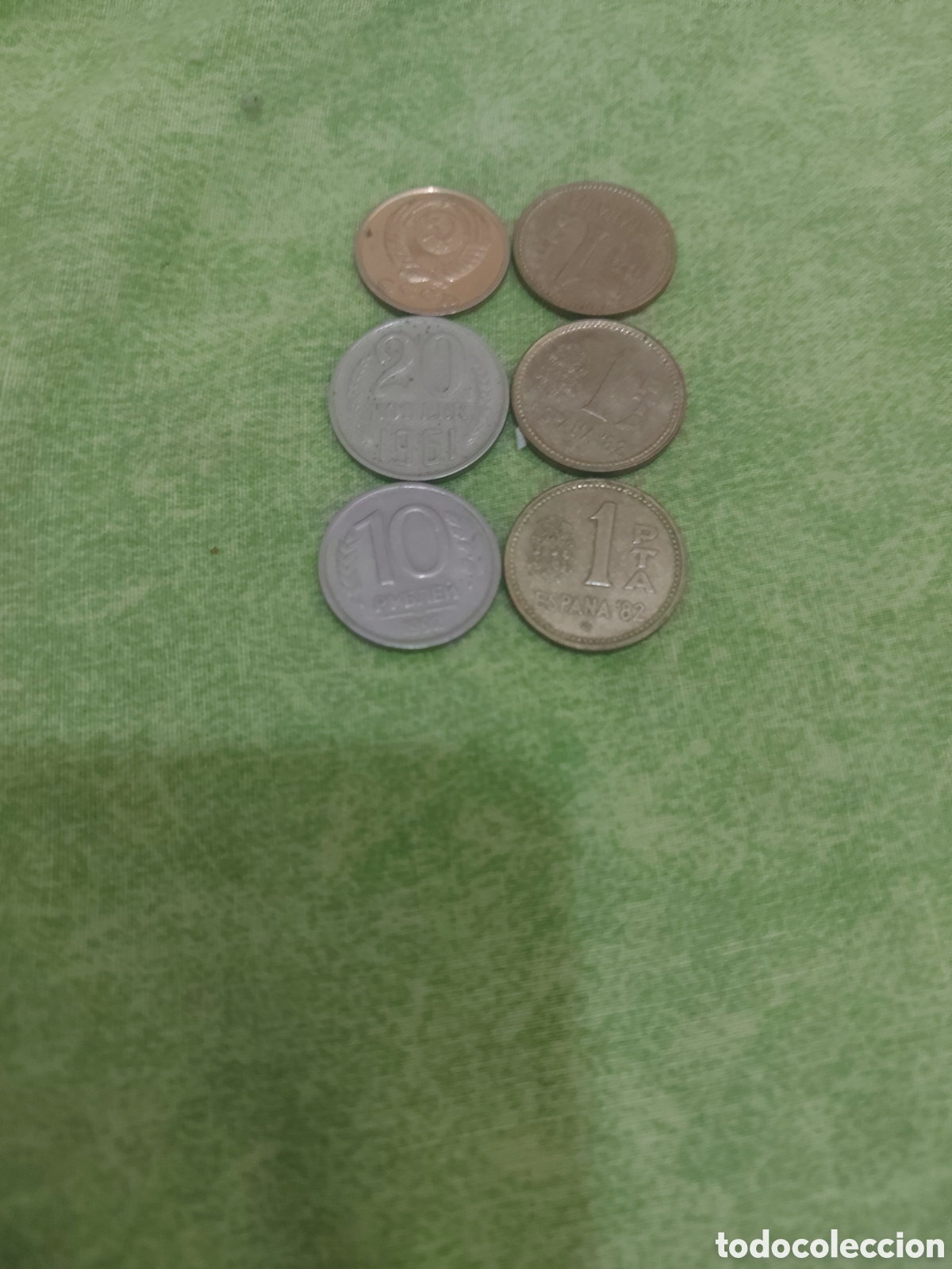 Monedas antiguas de Europa: 3de Rusia y3 de Espa&ntilde;a 82