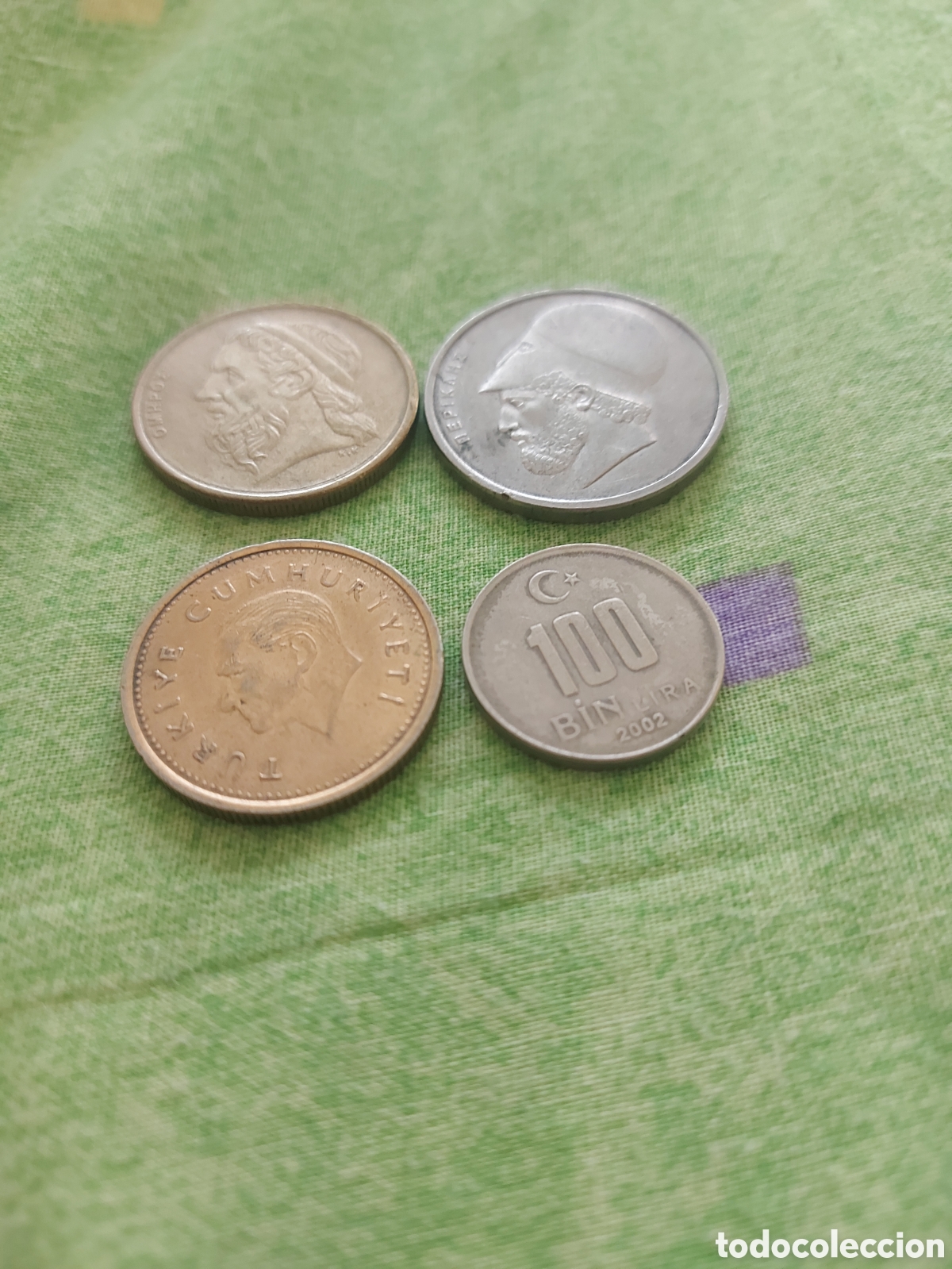 Monedas antiguas de Europa: 2 de Grecia y2 Tukay en