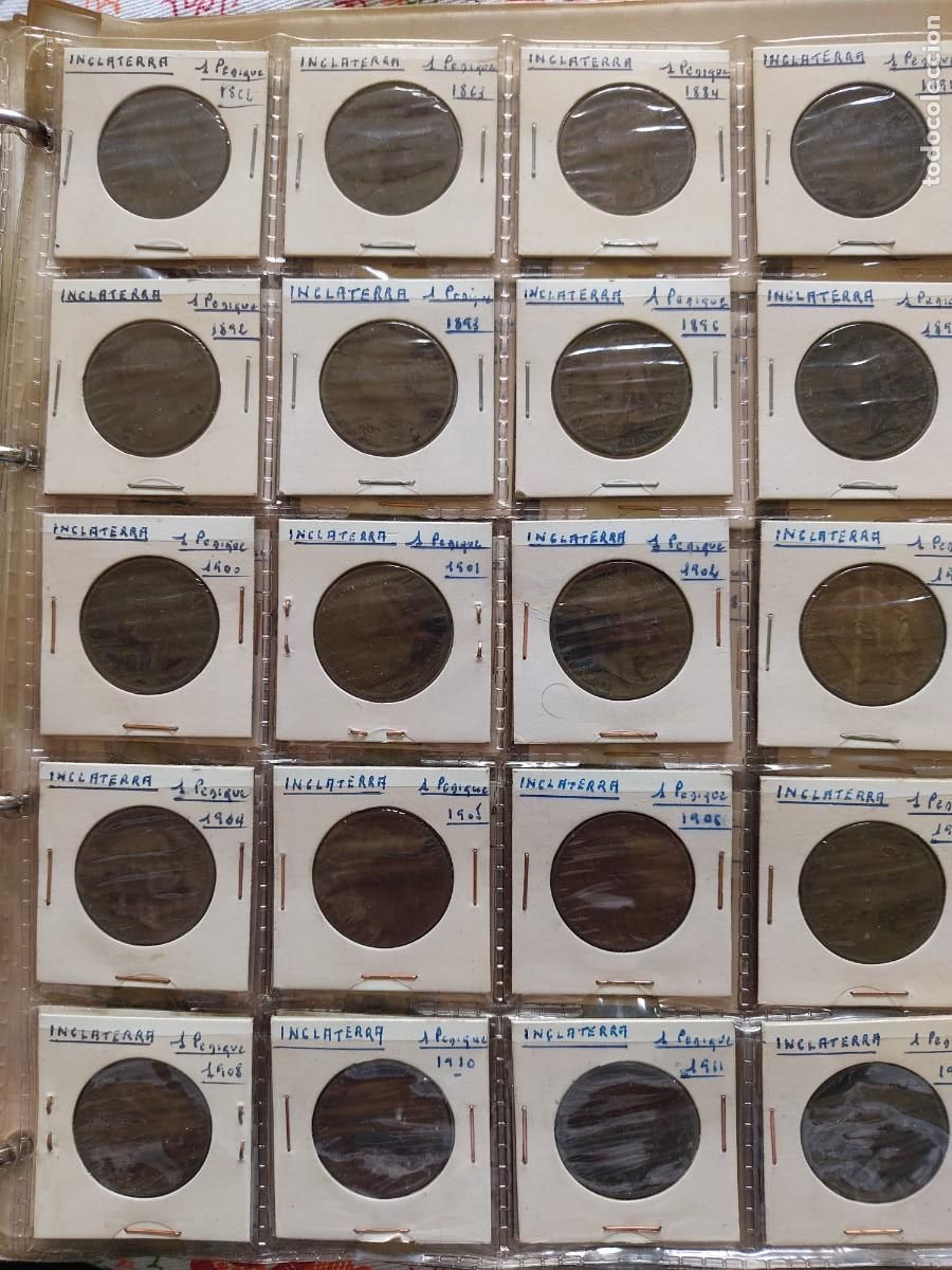 Monedas antiguas de Europa: 1 penique. 49 monedas de Inglaterra y 1 chel&iacute;n de 1950.