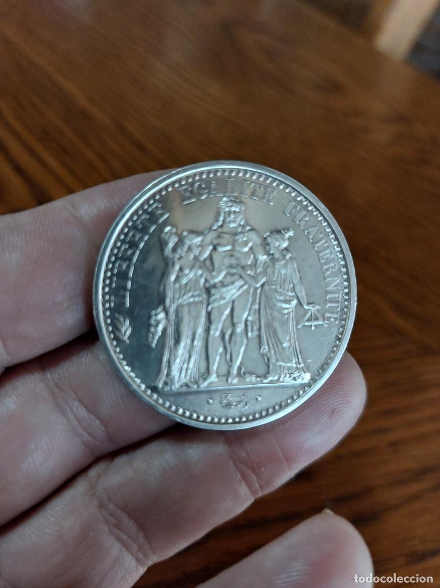 Monedas antiguas de Europa: Preciosa moneda de plata, 10 Francos franceses 1967, 25 gramos, sin circular