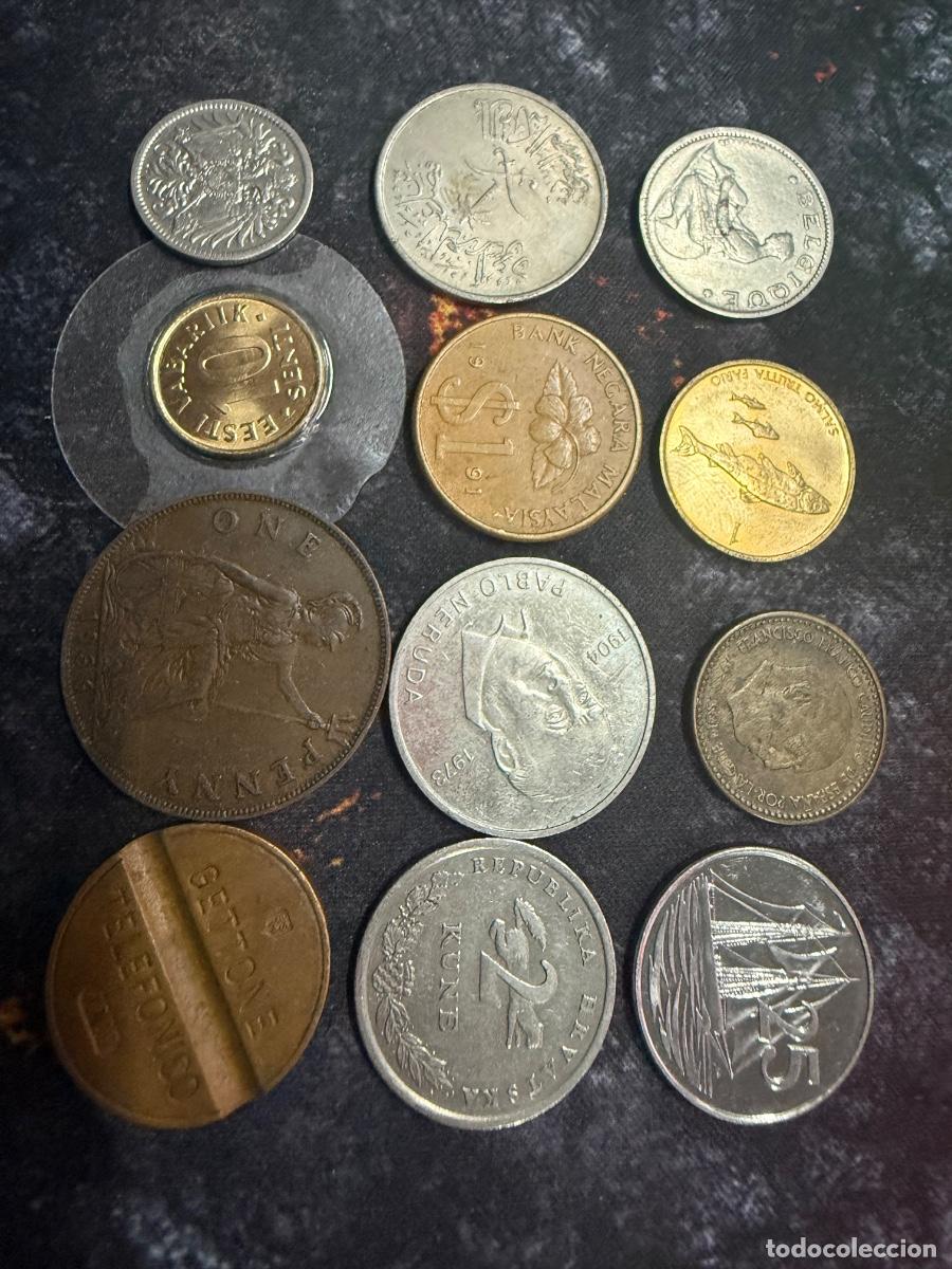 Monete antiche di Europa: 65.- 12 piezas: monedas, Neruda y jet&oacute;n telef&oacute;nico