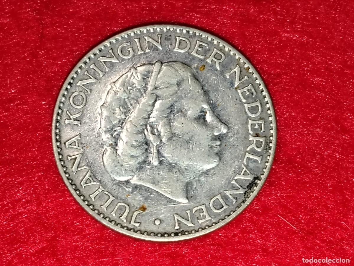 Old Coins of Europe: MONEDA DE PLATA DE 1 GOLDEN 1956 REINA JULIANA - HOLANDA