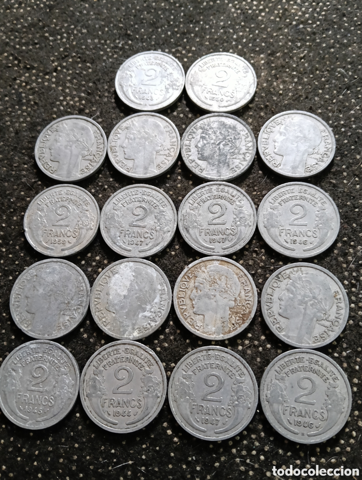 Monedas antiguas de Europa: Lote de 18 monedas francesas de 2 francos de aluminio varios a&ntilde;os.