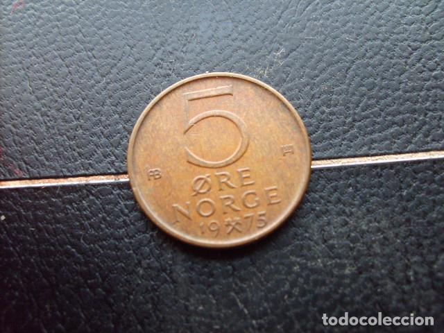 Monedas antiguas de Europa: * NORUEGA 5 ORE 1975