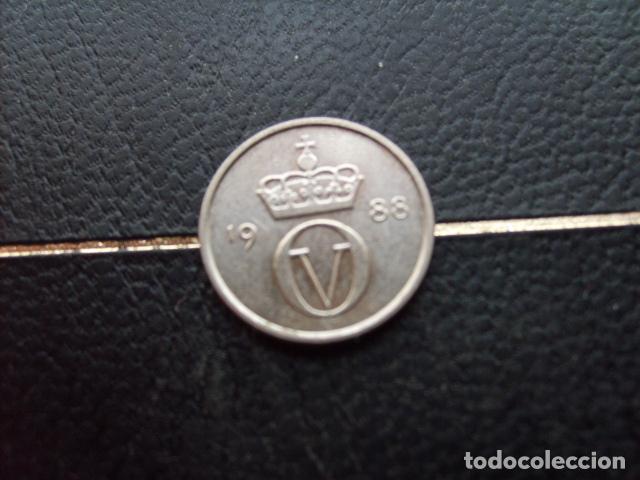 Monedas antiguas de Europa: * NORUEGA 10 ORE 1988