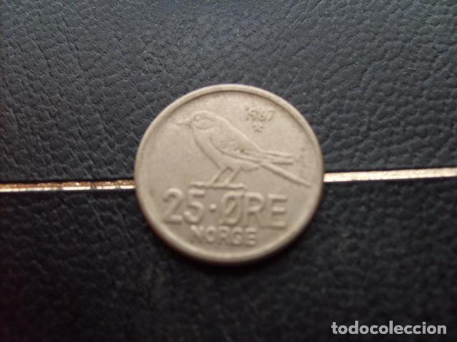 Monedas antiguas de Europa: * NORUEGA 25 ORE 1967
