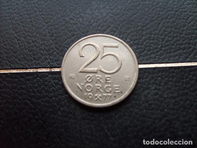 Monedas antiguas de Europa: * NORUEGA 25 ORE 1977