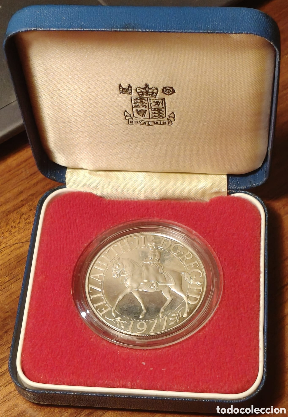 Monedas antiguas de Europa: Reino Unido, corona 1977 jubileo royal mint , moneda plata
