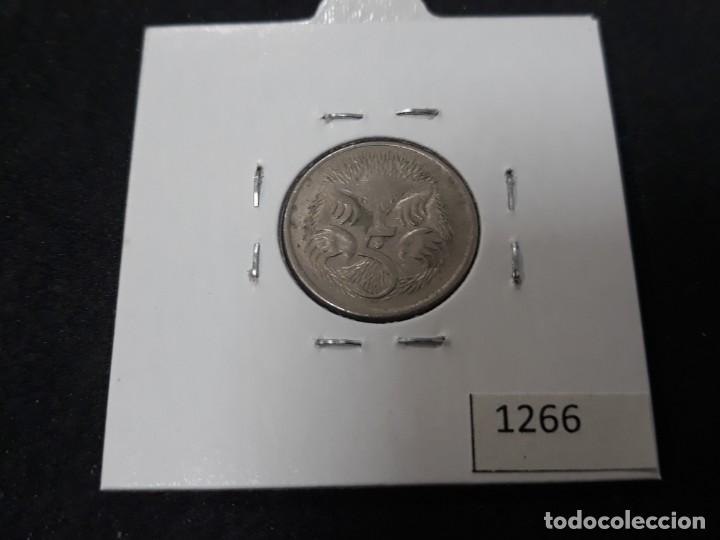 Monedas antiguas de Ocean&iacute;a: Australia 5 centavos 1974 - Foto 2