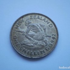 Monedas antiguas de Oceanía: 15SCE14 NUEVA ZELANDA 1 CHELÍN DE PLATA 1942