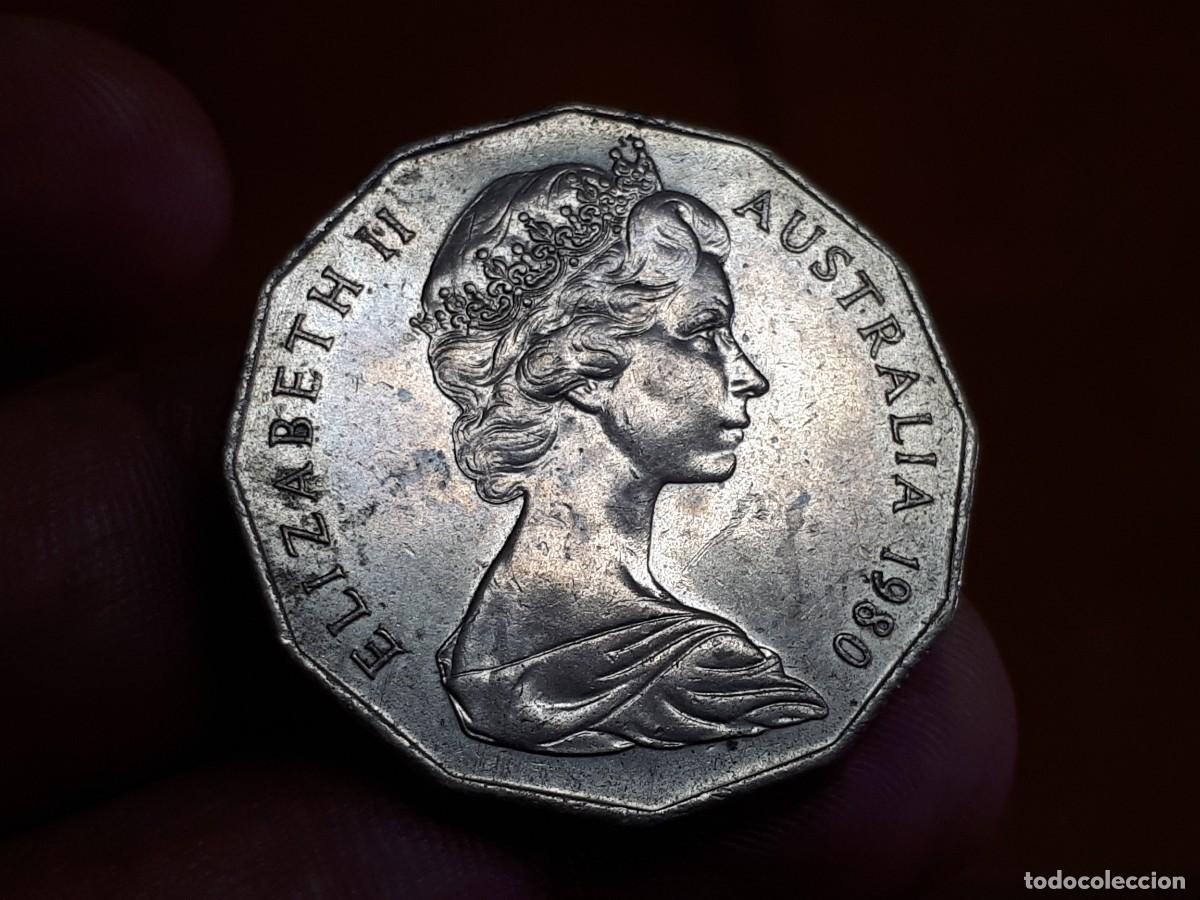 Monedas antiguas de Ocean&iacute;a: AUSTRALIA 50 cent 1980 - Foto 2