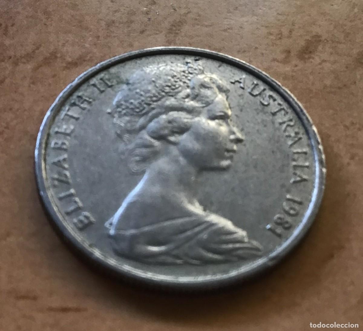 Monedas antiguas de Ocean&iacute;a: 5 centavos de Australia. A&ntilde;o 1981 - Foto 2