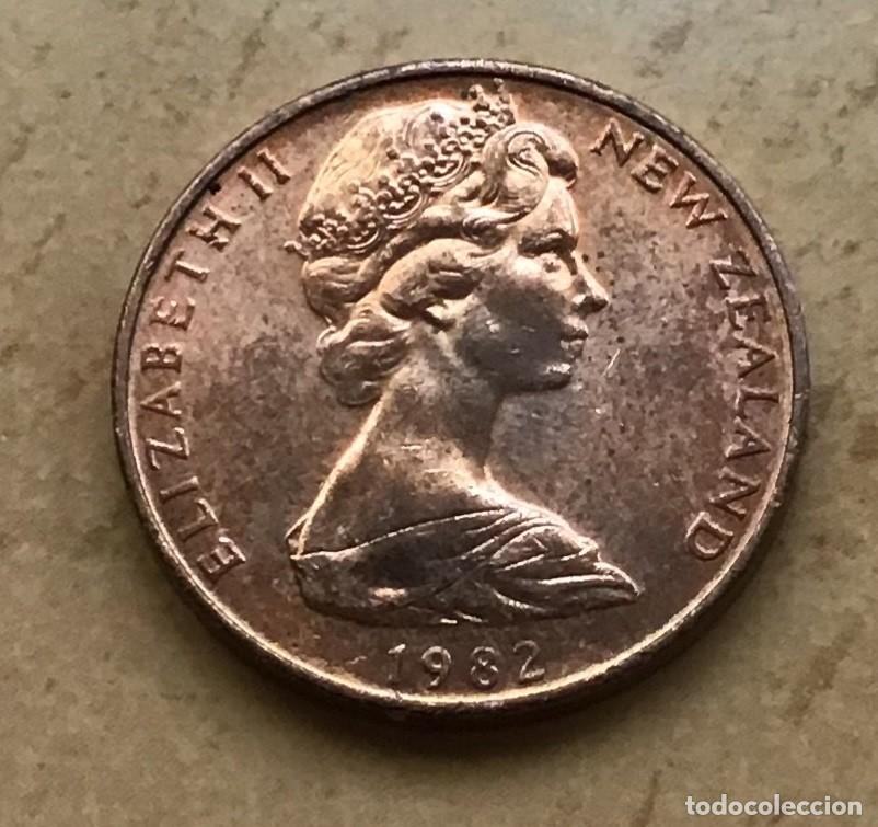 Monedas antiguas de Ocean&iacute;a: 2 centavos de Nueva Zelanda. A&ntilde;o 1982 - Foto 2