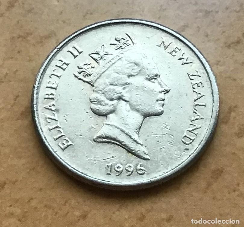 Monedas antiguas de Ocean&iacute;a: 5 centavos de Nueva Zelanda. A&ntilde;o 1996 - Foto 2